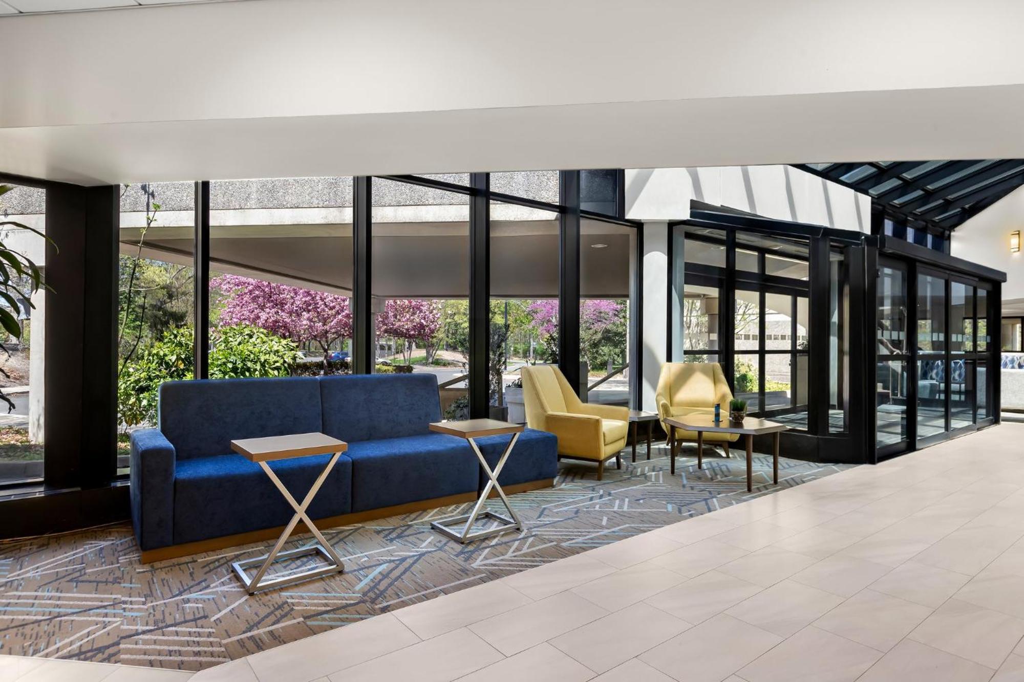 Holiday Inn Express Princeton Southeast By Ihg Plainsboro Bagian luar foto