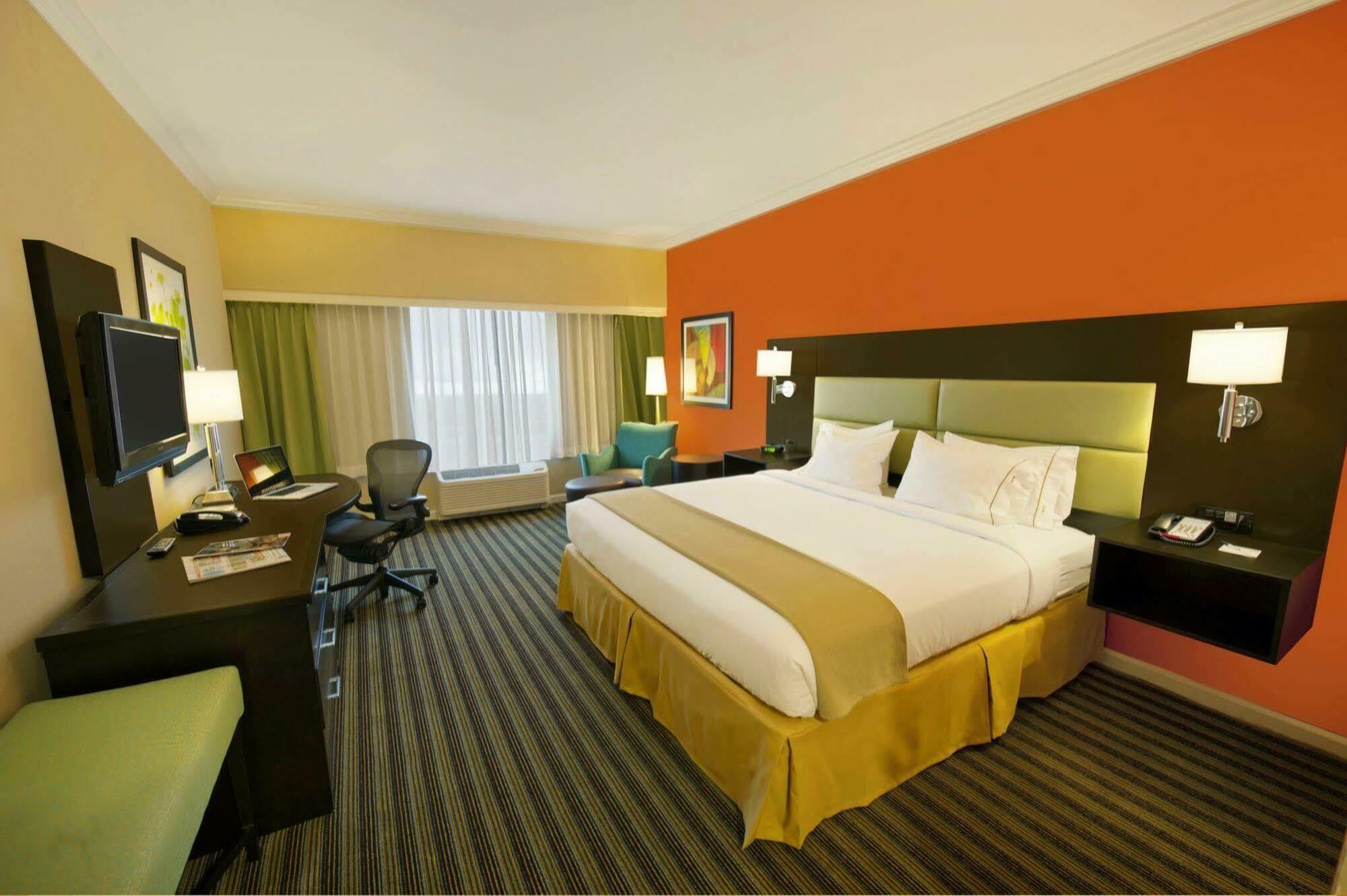 Holiday Inn Express Princeton Southeast, An Ihg Hotel Plainsboro Bagian luar foto