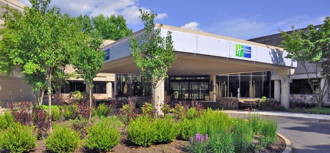 Holiday Inn Express Princeton Southeast By Ihg Plainsboro Bagian luar foto