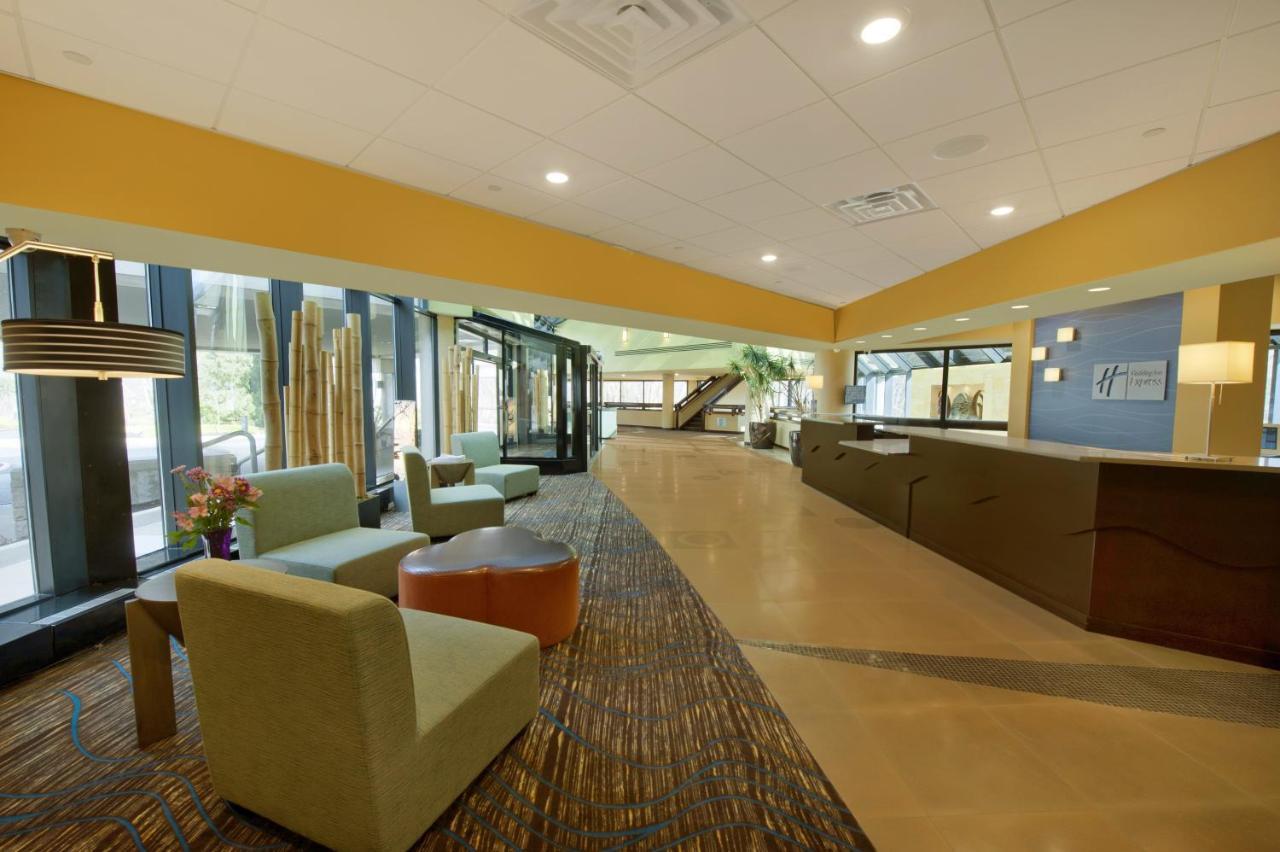 Holiday Inn Express Princeton Southeast, An Ihg Hotel Plainsboro Bagian luar foto